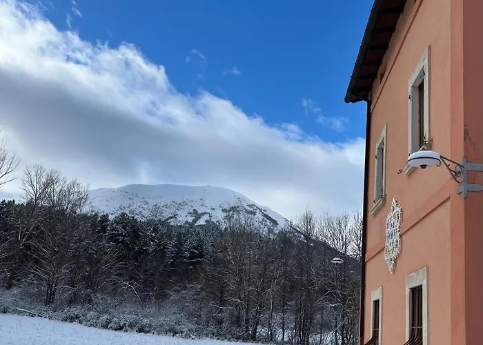 Santocasale Ferienhaus Rocca di Mezzo